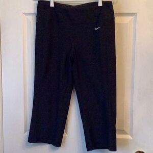 Nike Black Cropped Dri-Fit Athletic Pants